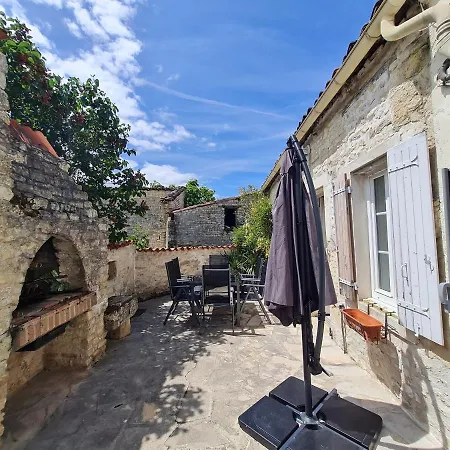 別荘 La Maison Des Grands Bambous - L'angoumois L'aunis La Saintonge La Boutonne *