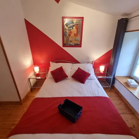La Maison Des Grands Bambous - L'angoumois L'aunis La Saintonge La Boutonne Hébergement de vacances *