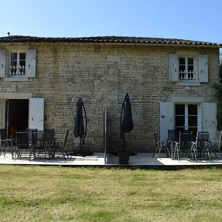 La Maison Des Grands Bambous - L'angoumois L'aunis La Saintonge La Boutonne * Louzignac