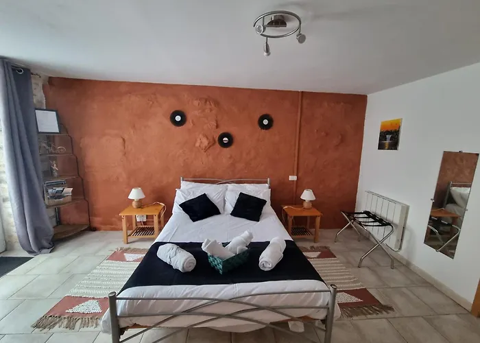 La Maison Des Grands Bambous - L'angoumois L'aunis La Saintonge La Boutonne בית נופש Louzignac